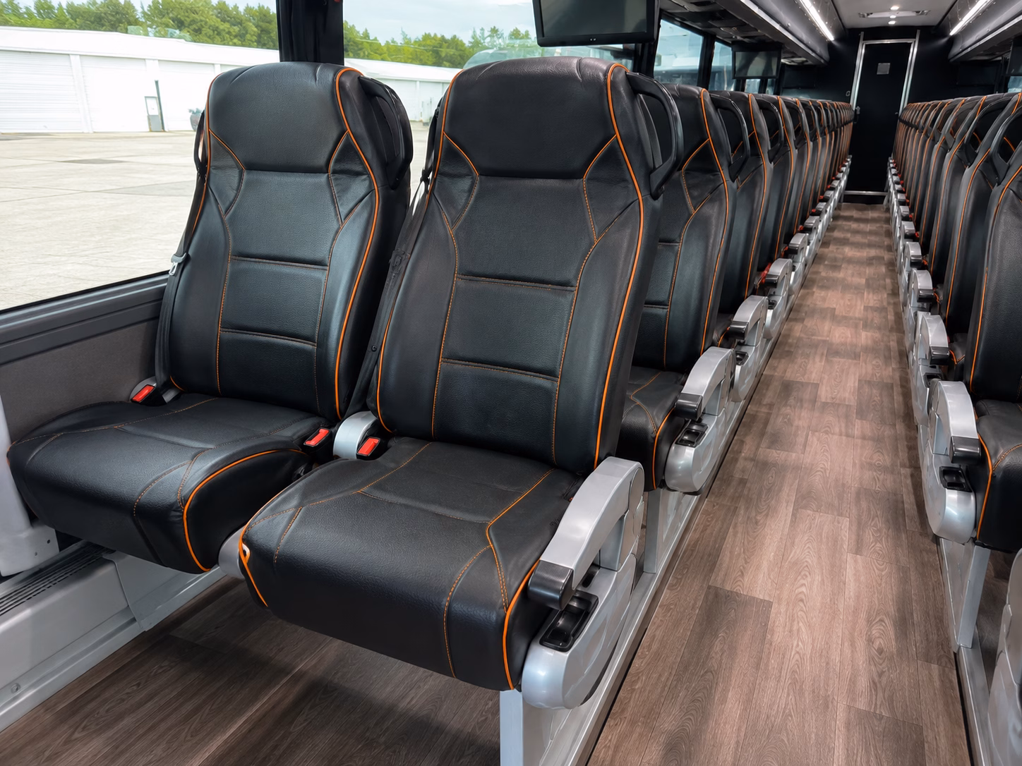 how the day of the week changes what a bus costs in warren michigan