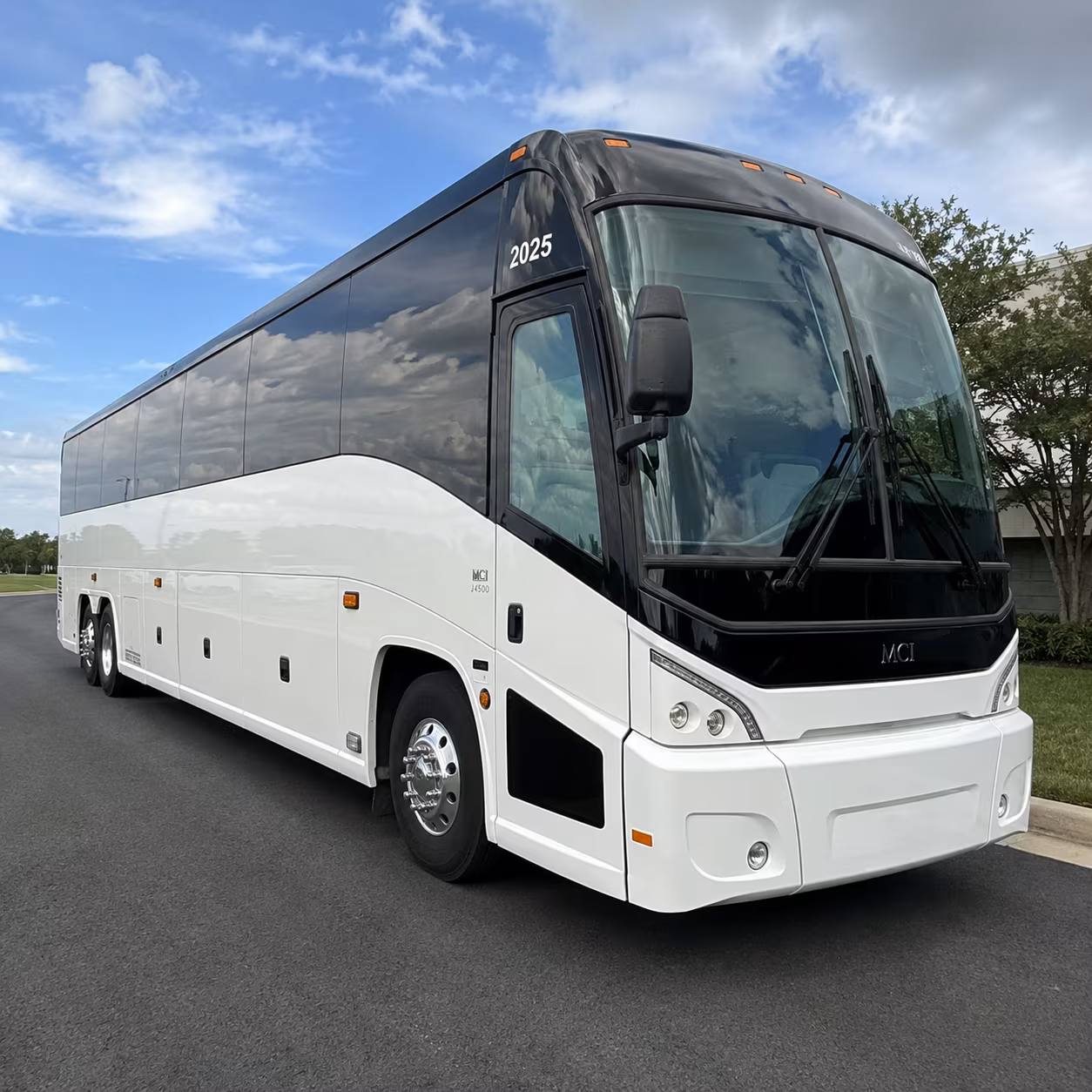look no further for prom homecoming and graduation transportation in warren